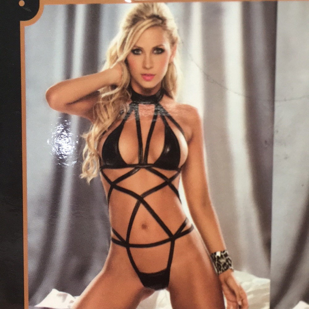 METALLIC STRAPPY BODYSUIT